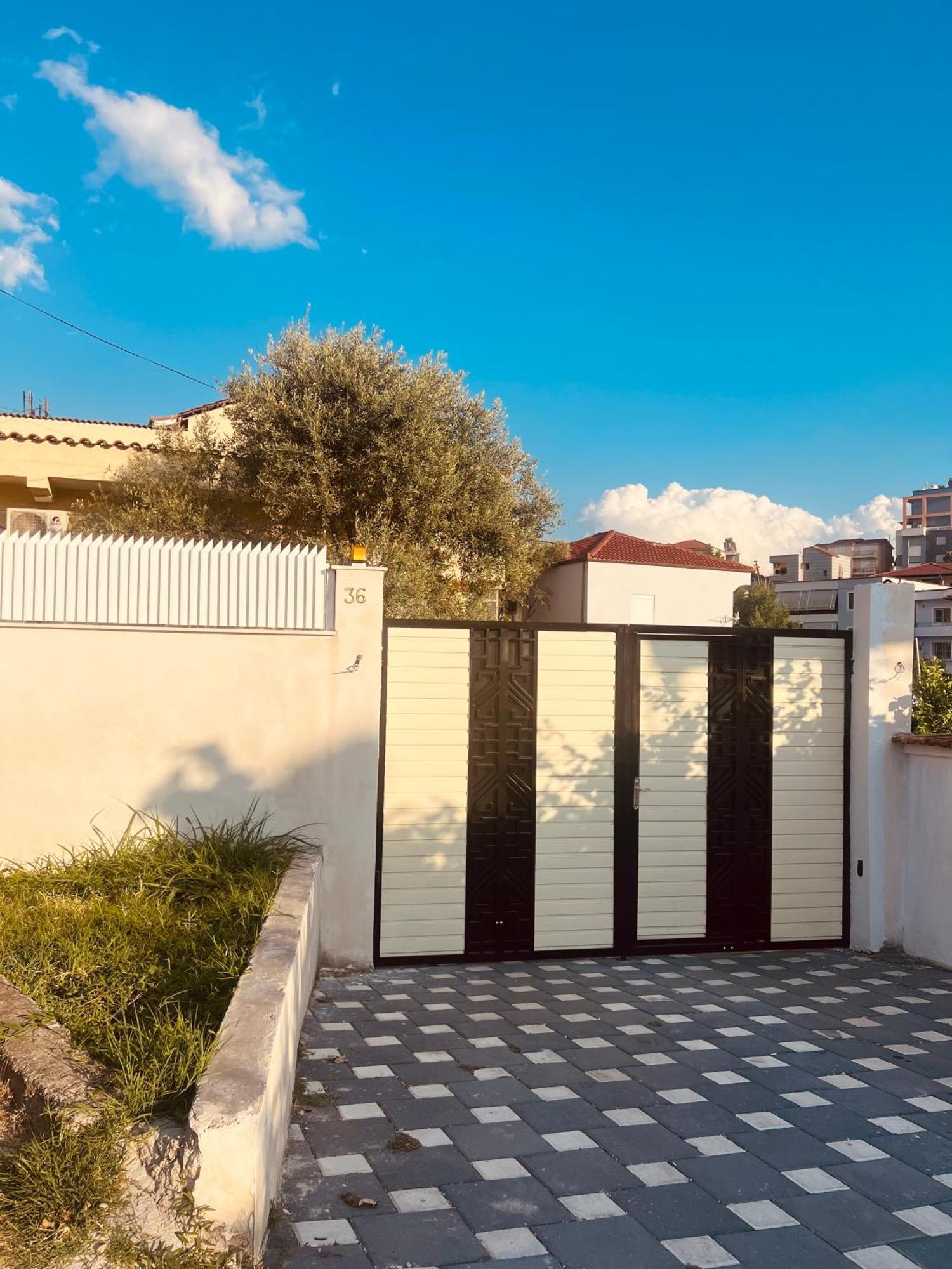 Tirana View Apartments Exteriör bild